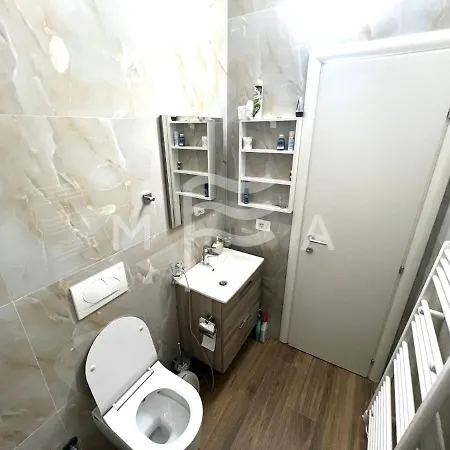 Lägenhet 1 Bedroom Apartment, 604 Golem (Tirana)